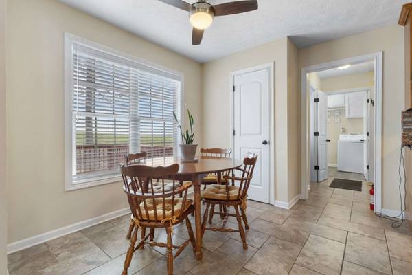 3466 Melrose Dr, Clarksville, TN 37042