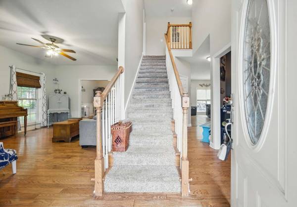 3198 Gray Hawk Ct, Clarksville, TN 37043