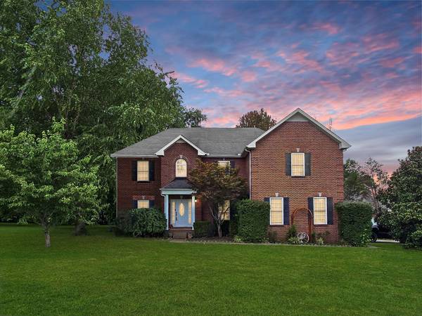 3198 Gray Hawk Ct, Clarksville, TN 37043