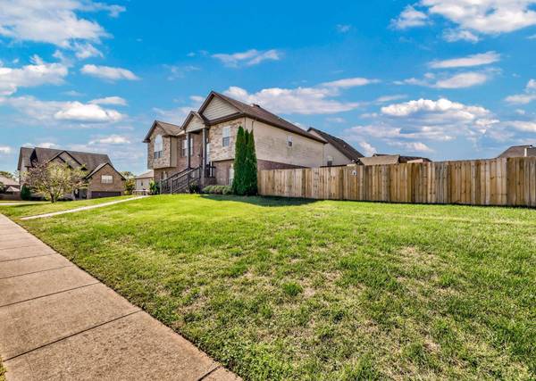 1259 Snowball Ln, Clarksville, TN 37042