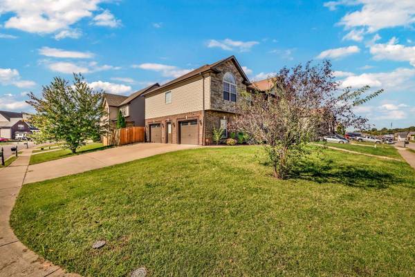 1259 Snowball Ln, Clarksville, TN 37042