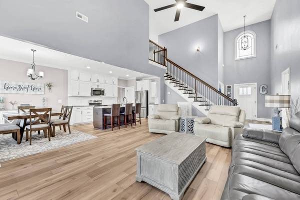 1850 Shield Dr, Clarksville, TN 37043