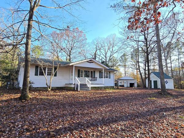601 Anglin Ridge Rd, Dover, TN 37058
