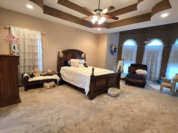 2201 Ellington Gait Dr, Clarksville, TN 37043