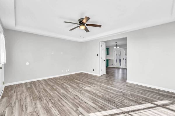 624 Avondale Rd, Oak Grove, KY 42262