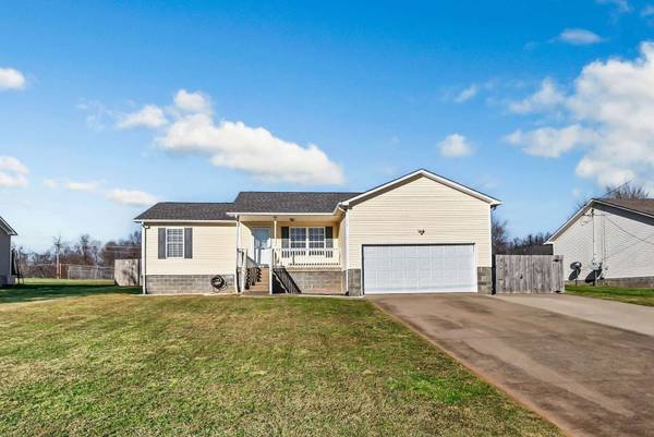 624 Avondale Rd, Oak Grove, KY 42262