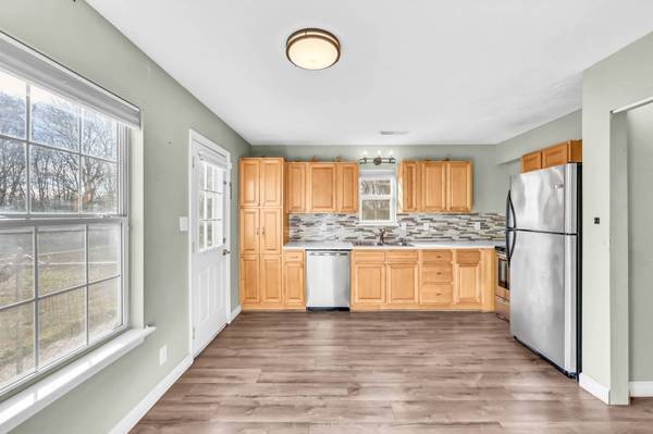 634 Stateline Rd, Oak Grove, KY 42262