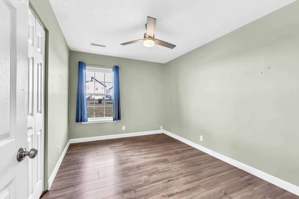 634 Stateline Rd, Oak Grove, KY 42262