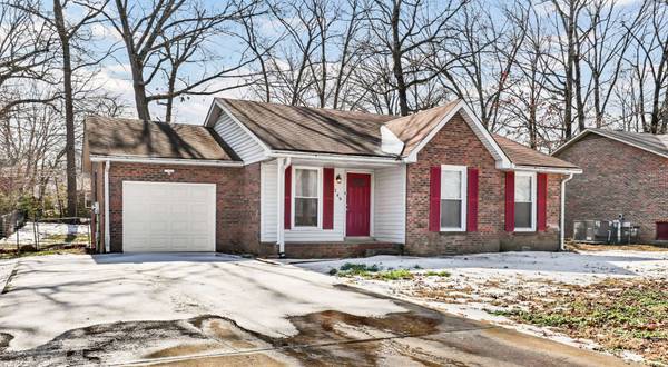 249 Millstone Cir, Clarksville, TN 37042