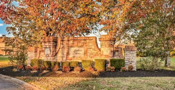 476 Maxshire Ct, Clarksville, TN 37043