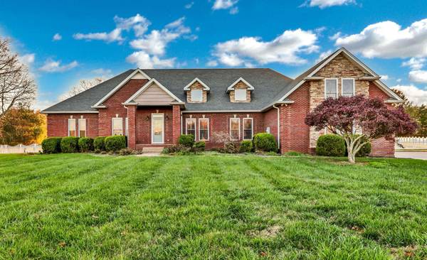 476 Maxshire Ct, Clarksville, TN 37043
