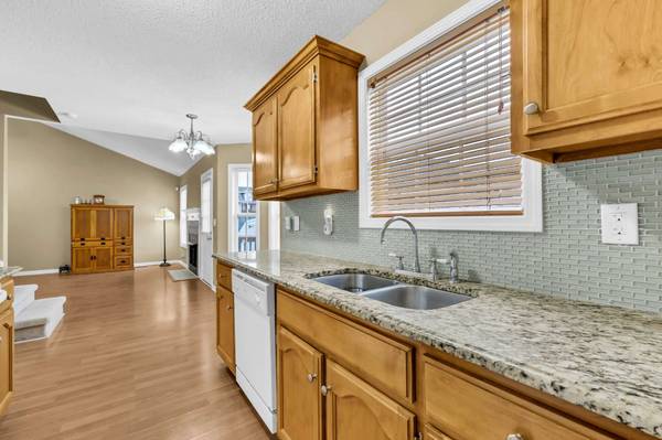 3700 Wheatfield Ln, Clarksville, TN 37040