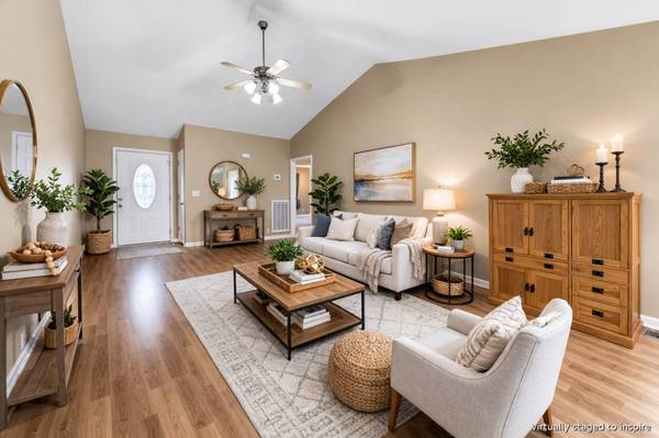 3700 Wheatfield Ln, Clarksville, TN 37040