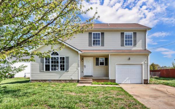 1269 Archwood Dr, Clarksville, TN 37042