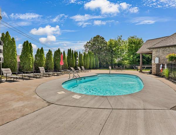 253 Dorchester Cir, Clarksville, TN 37043