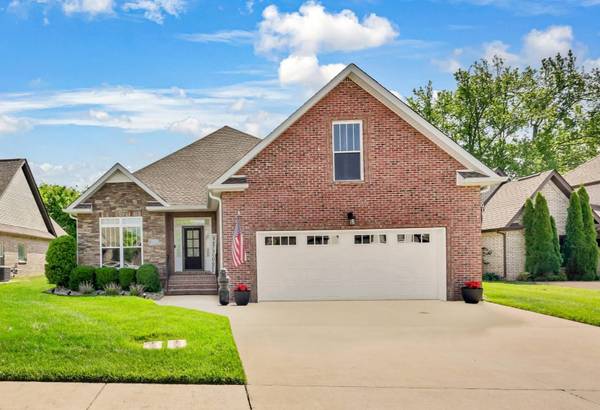 253 Dorchester Cir, Clarksville, TN 37043
