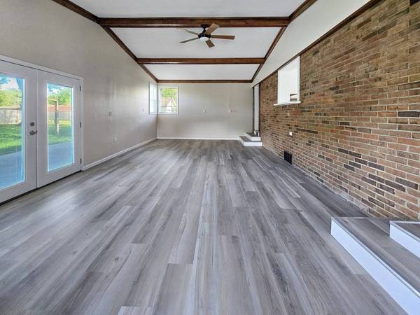 207 Donna Drive, Hopkinsville, KY 42240