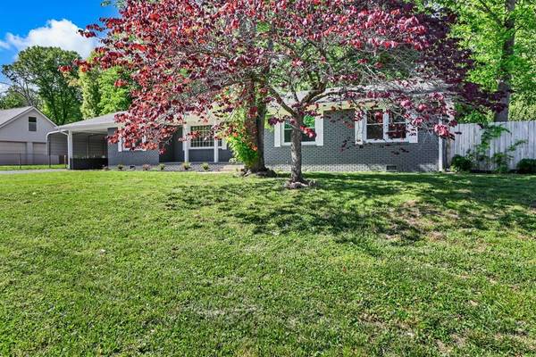 300 Donna Drive, Hopkinsville, KY 42240