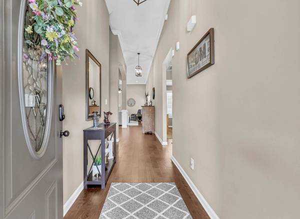 883 Terraceside Cir, Clarksville, TN 37040
