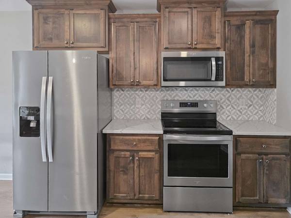 745 Tidwell Dr, Clarksville, TN 37042