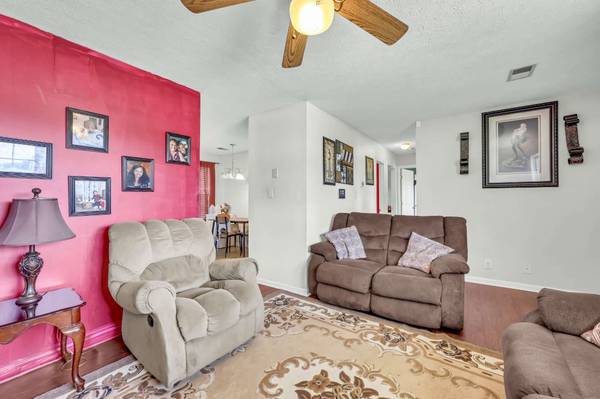 1645 Hannibal Dr, Oak Grove, KY 42262