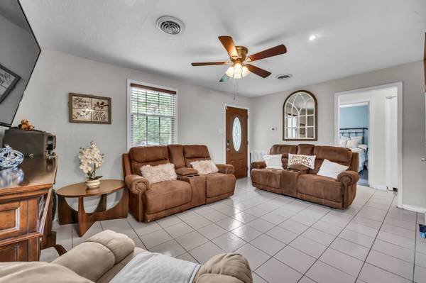 307 Burch Rd, Clarksville, TN 37042