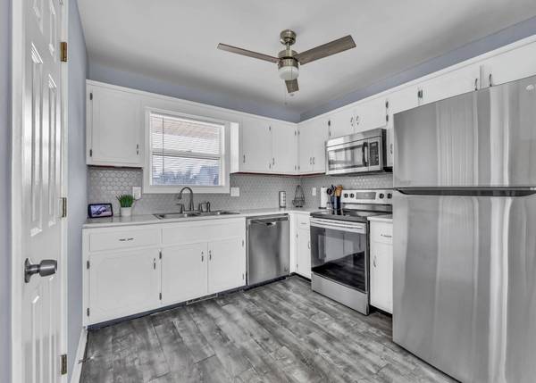 1977 Timberline Cir, Oak Grove, KY 42262