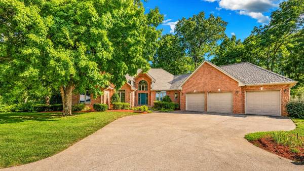 241 Sequoyah Trl