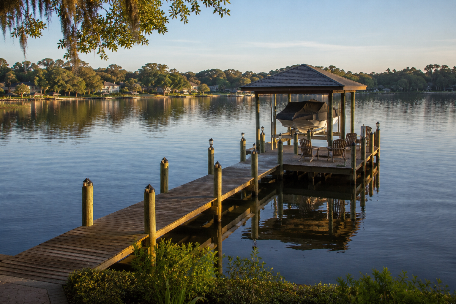 Dock and boat lift on the Butler Chain of Lakes in Dr. Phillips, Orlando FL