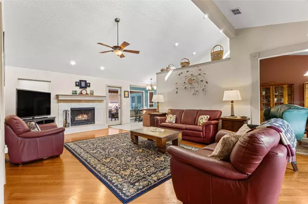 9326 BAY VISTA ESTATES BLVD, Orlando, FL 32836