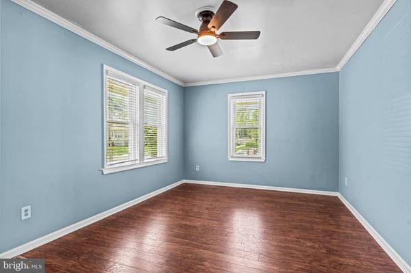 25 NORTHMONT AVE, Mount Ephraim, NJ 08059