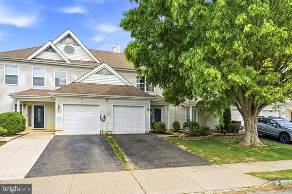 3 TATTERSALL DR, Burlington, NJ 08016