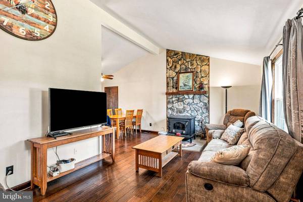 1930 GRANT AVE, Williamstown, NJ 08094