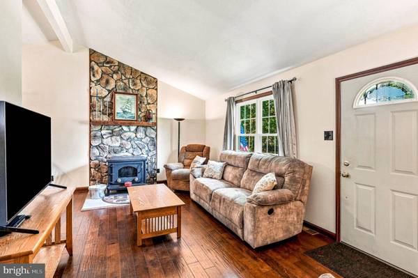 1930 GRANT AVE, Williamstown, NJ 08094