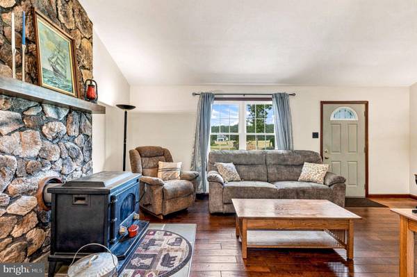 1930 GRANT AVE, Williamstown, NJ 08094