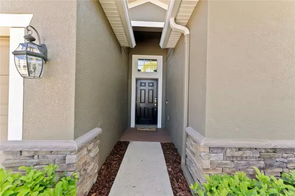 2319 GRANTHAM AVE, Davenport, FL 33837