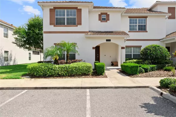 1596 MOON VALLEY DR, Davenport, FL 33896