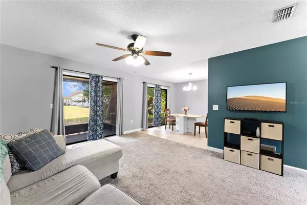 1107 MONROE AVE, St Cloud, FL 34769