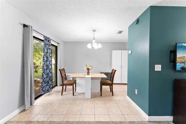 1107 MONROE AVE, St Cloud, FL 34769