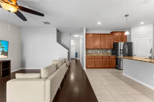 3426 SCHOOLHOUSE RD, Harmony, FL 34773