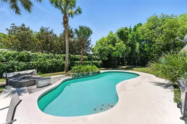 2350 DERBYSHIRE RD, Maitland, FL 32751