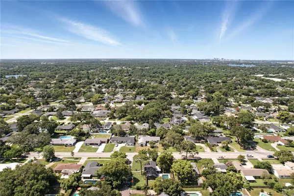 2350 DERBYSHIRE RD, Maitland, FL 32751