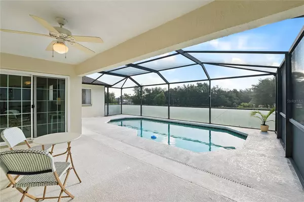 516 HILLCREST DR, Davenport, FL 33897