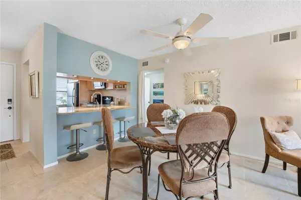 3221 WESTRIDGE BLVD #103, Orlando, FL 32822