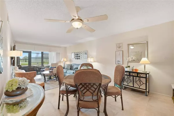 3221 WESTRIDGE BLVD #103, Orlando, FL 32822