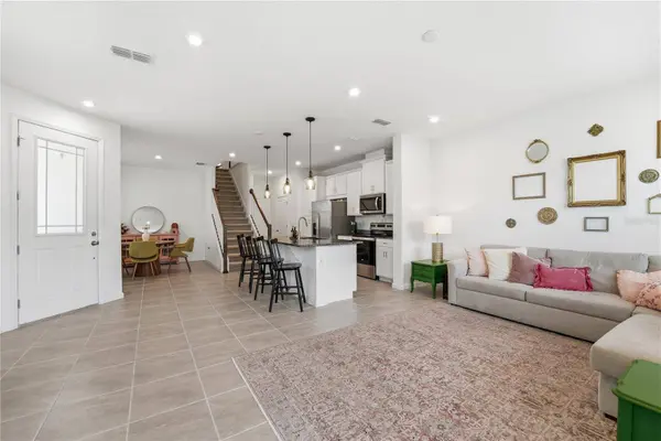 1122 SEASIDE MIST TRL, Kissimmee, FL 34747