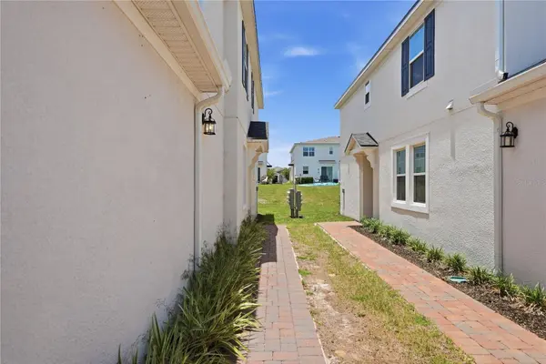 1122 SEASIDE MIST TRL, Kissimmee, FL 34747