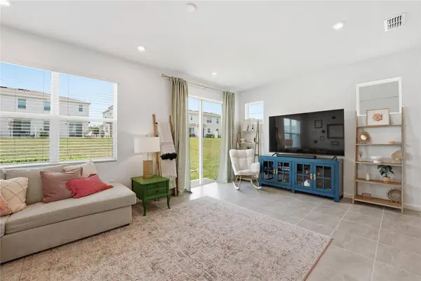 1122 SEASIDE MIST TRL, Kissimmee, FL 34747