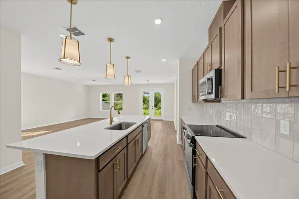1640 CANE BAMBOO DR, St Cloud, FL 34771