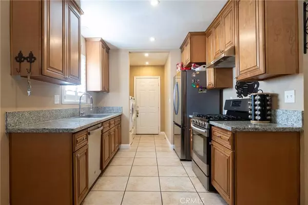 5570 Bandera ST, Montclair, CA 91763